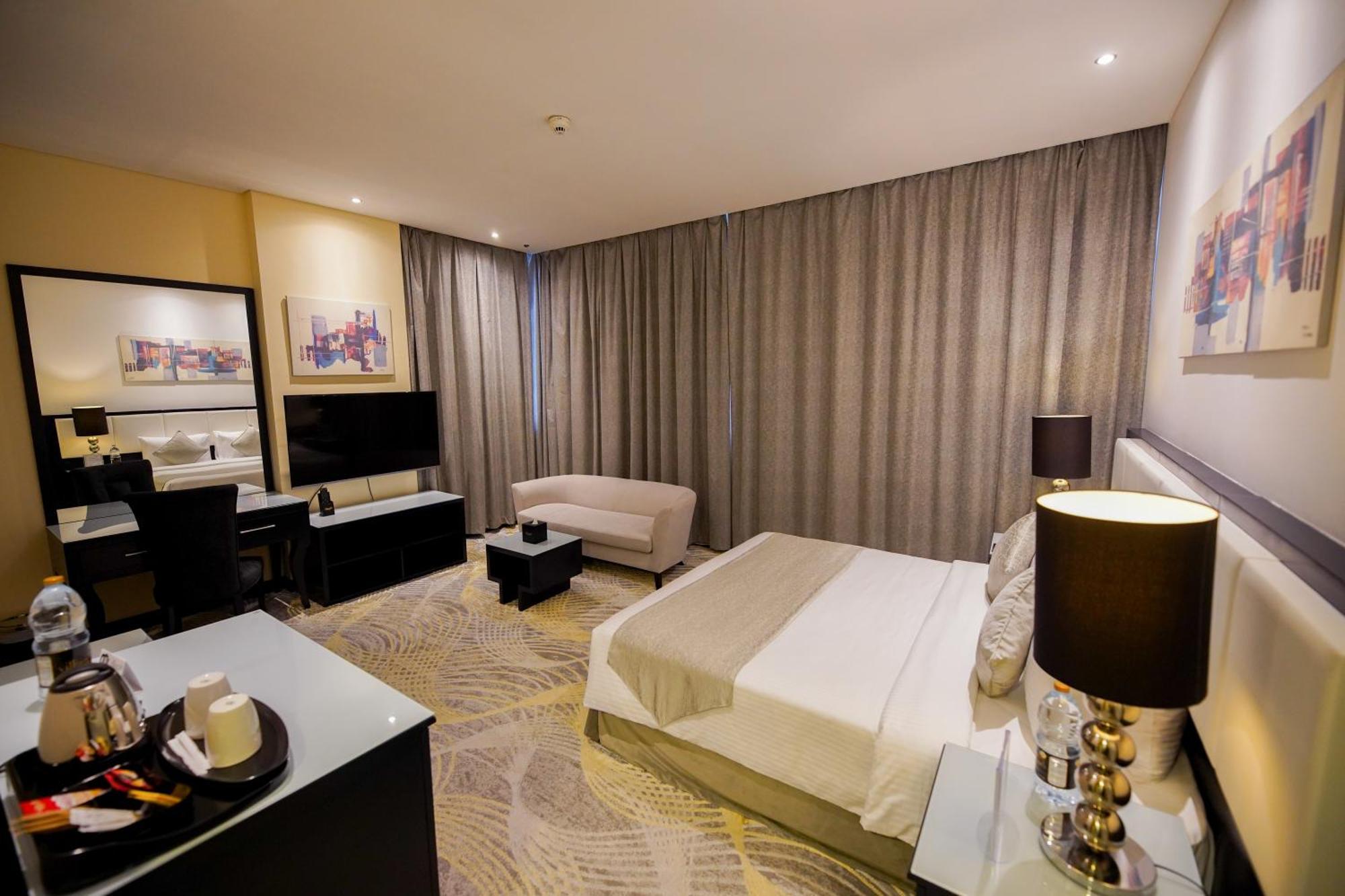 Grand Villaggio Hotel Абу Даби Екстериор снимка