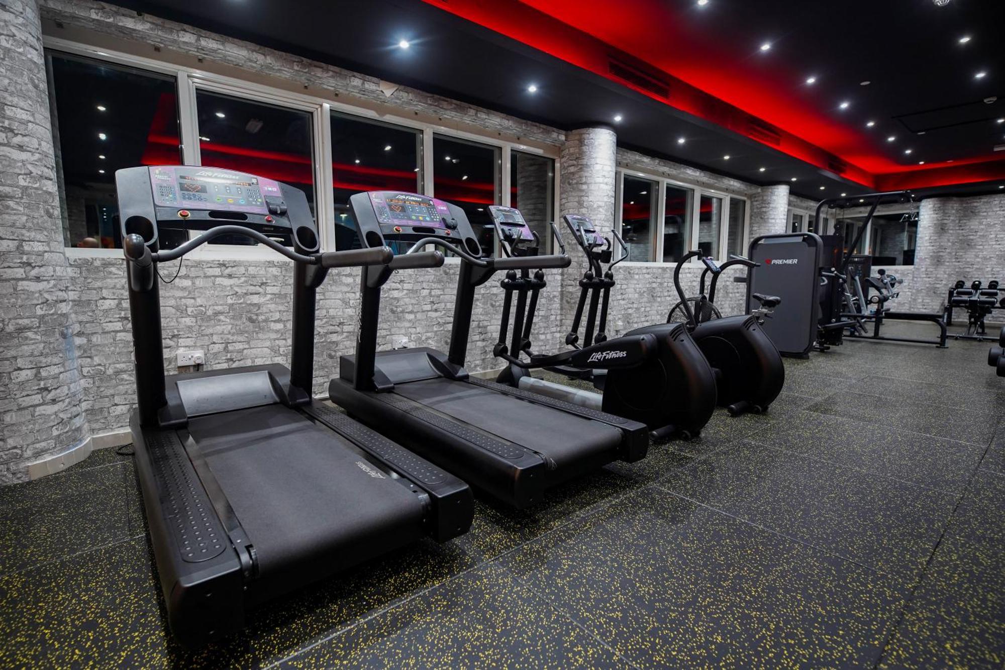 Grand Villaggio Hotel Абу Даби Екстериор снимка