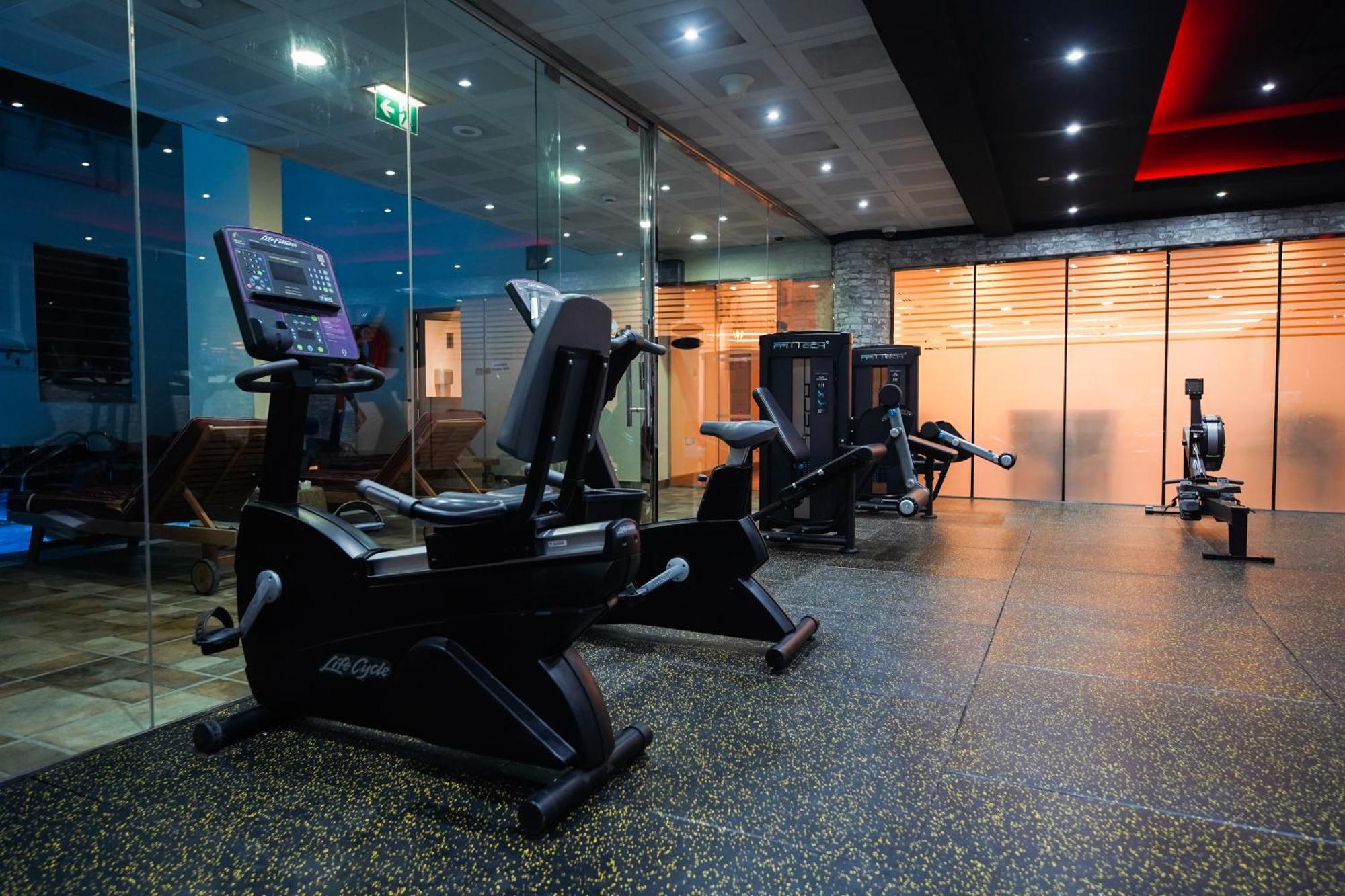 Grand Villaggio Hotel Абу Даби Екстериор снимка