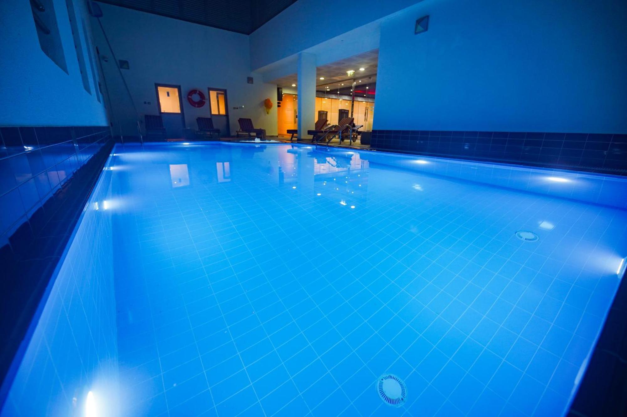 Grand Villaggio Hotel Абу Даби Екстериор снимка
