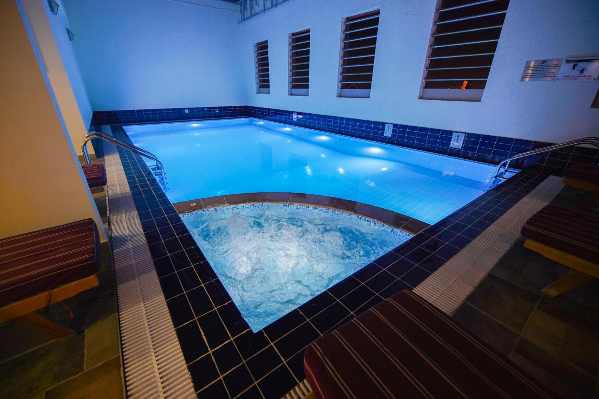 Grand Villaggio Hotel Абу Даби Екстериор снимка