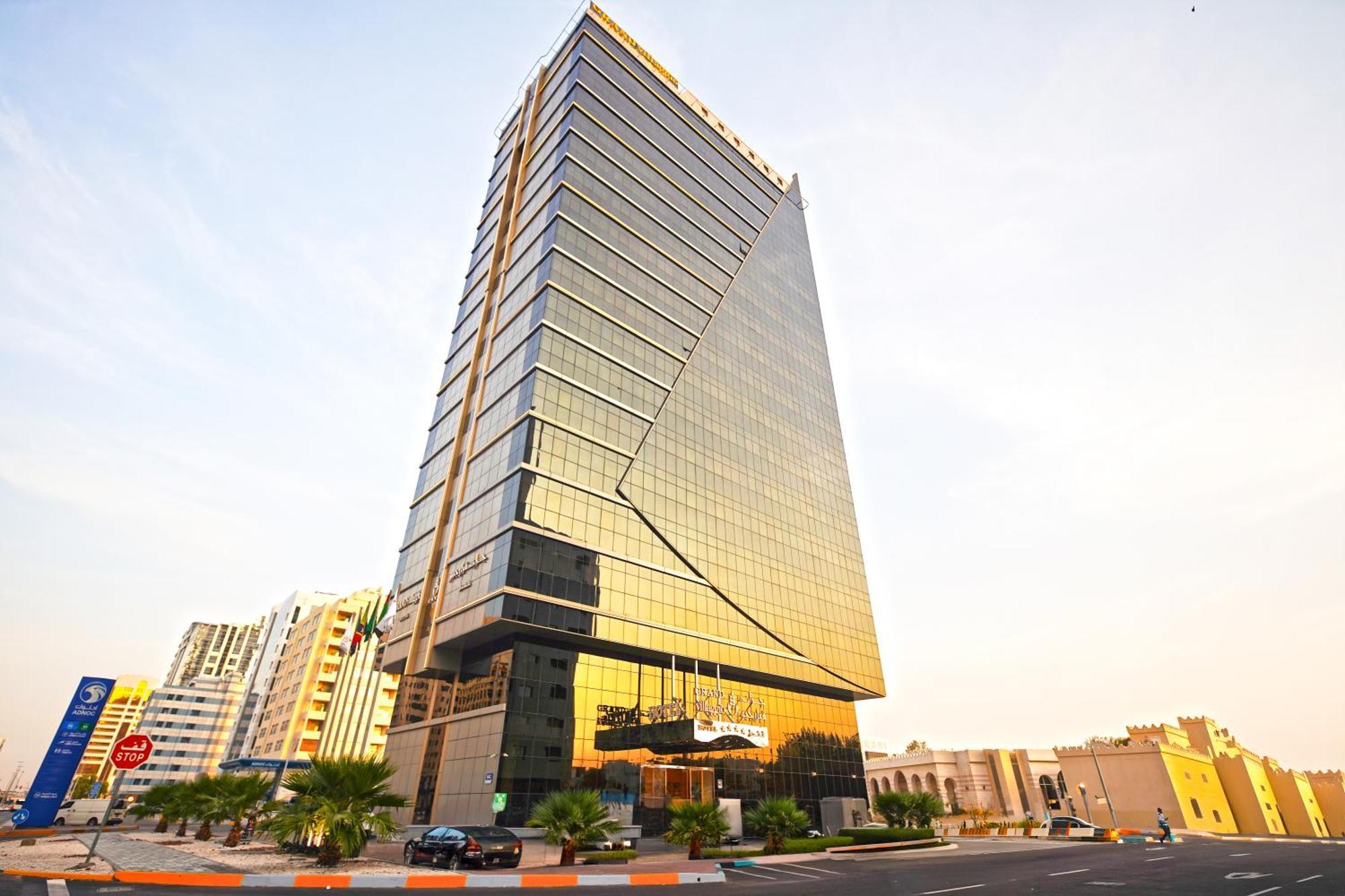 Grand Villaggio Hotel Абу Даби Екстериор снимка